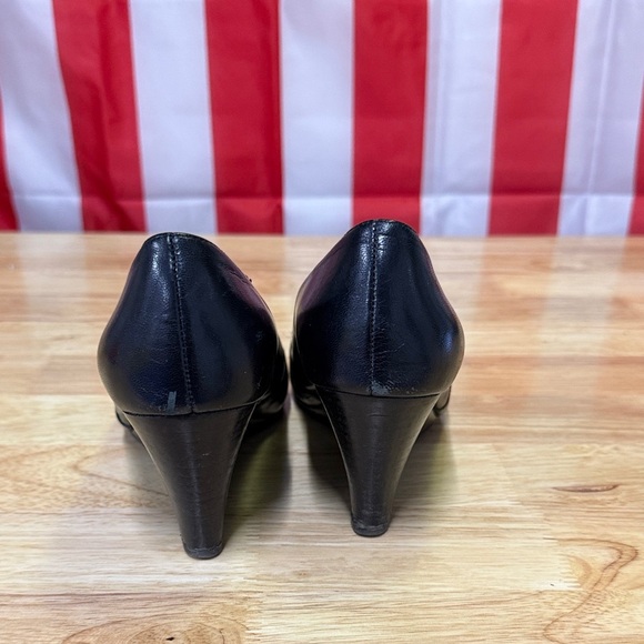 Franco Sarto Elegant Black Wedges - Picture 6 of 9